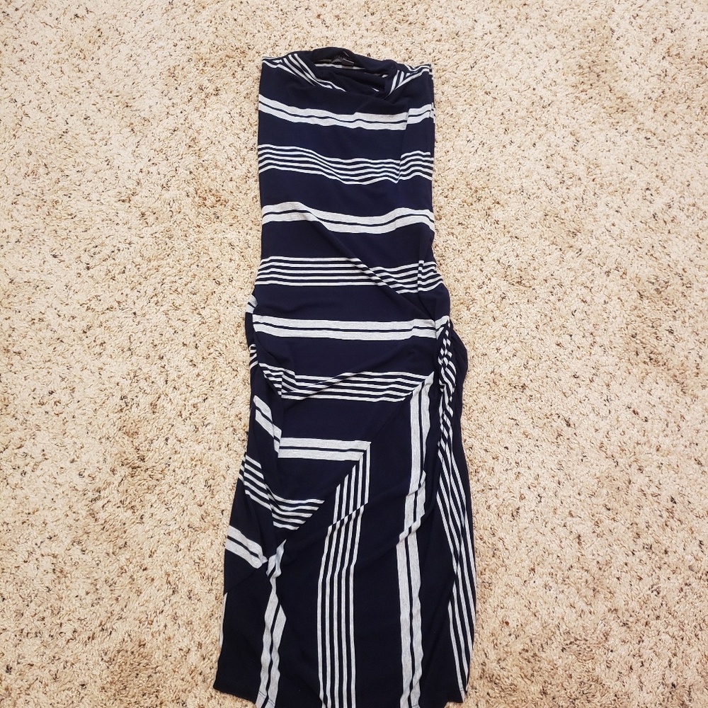 A Pea in the Pod Medium Maternity dress